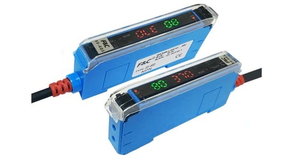 12-24VDC赤灯光電センサーのデジタル表示装置の繊維光学のアンプ